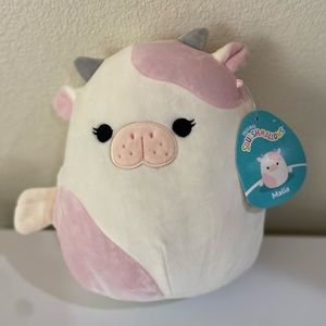 Malia the sea cow squishmallow